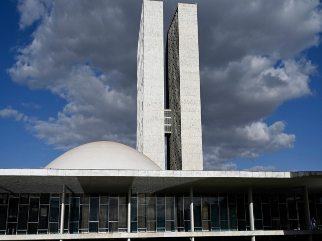 Pacote fiscal de Haddad perde força no Congresso após série de desidratações